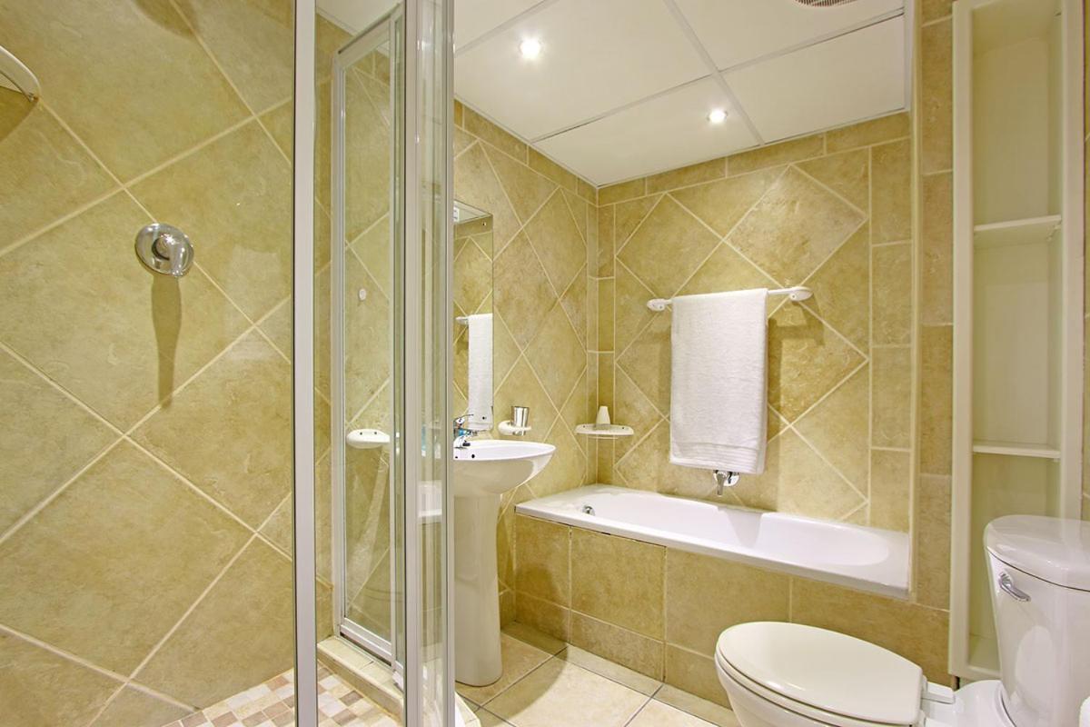 Apartamento Ocean View C602 By Hostagents Bloubergstrand Exterior foto