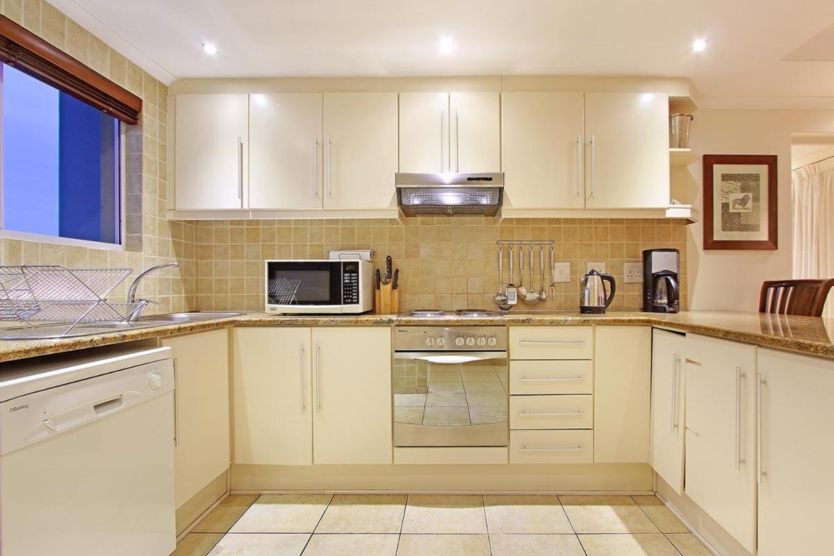 Apartamento Ocean View C602 By Hostagents Bloubergstrand Exterior foto