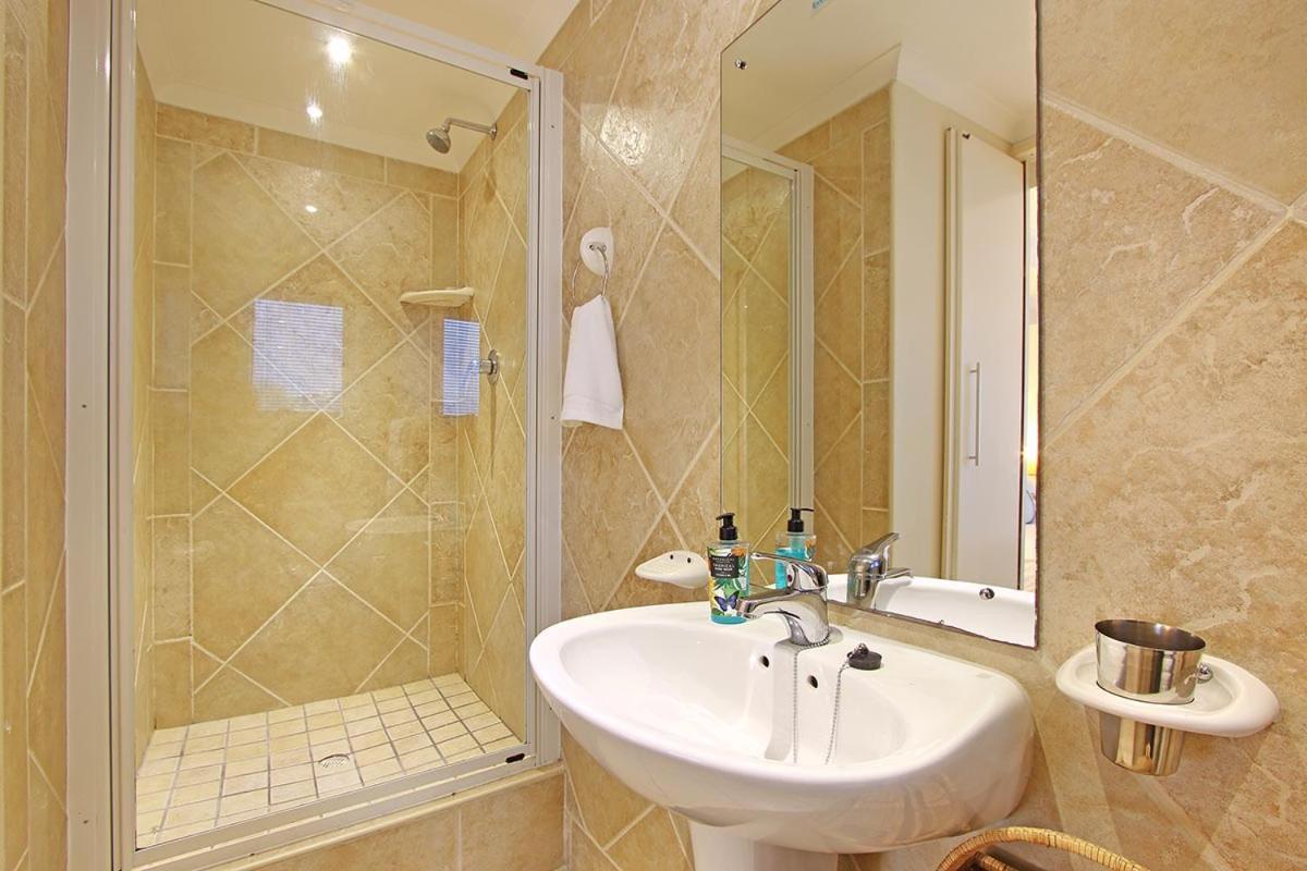 Apartamento Ocean View C602 By Hostagents Bloubergstrand Exterior foto
