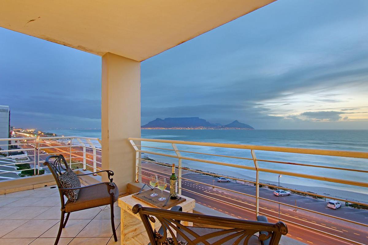 Apartamento Ocean View C602 By Hostagents Bloubergstrand Exterior foto